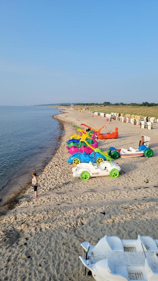 Fewo Weissenhaeuser Strand Wasbuck Esterno foto